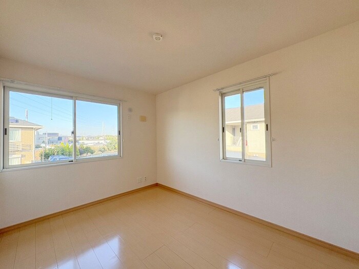 クリスタル　エトワールの物件内観写真