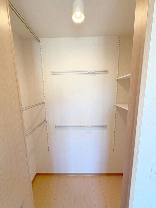 クリスタル　エトワールの物件内観写真