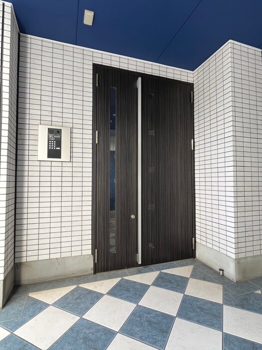 グランブルー森下の物件外観写真