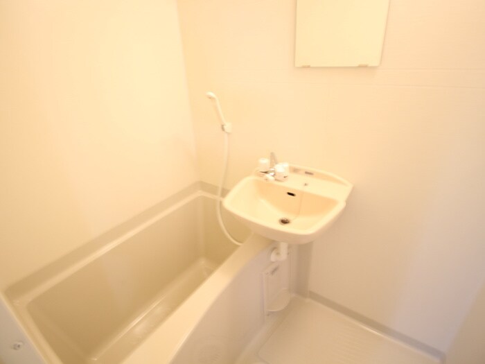 ウィステリア　ガーデンの物件内観写真