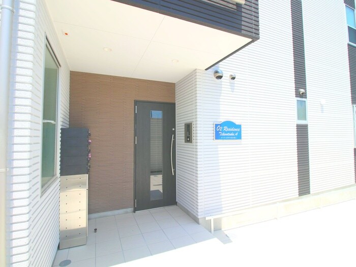 O２レジデンス竹ノ塚　A棟の物件外観写真