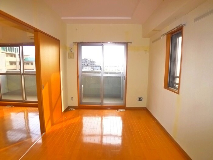 グレースコート市川妙典の物件内観写真