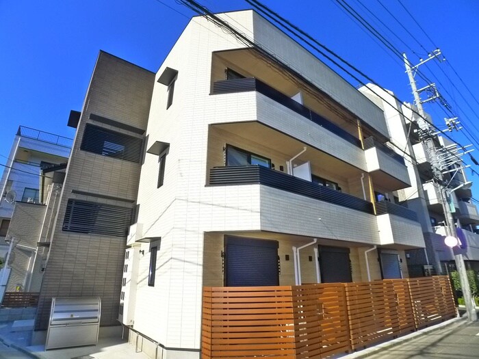 グリシーヌ新田の物件外観写真