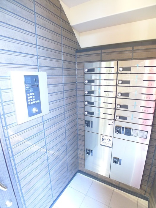 グリシーヌ新田の物件外観写真