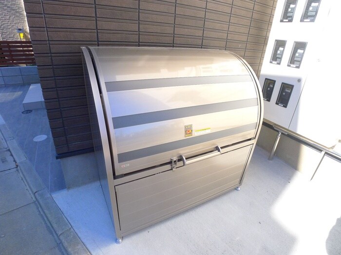 グリシーヌ新田の物件外観写真