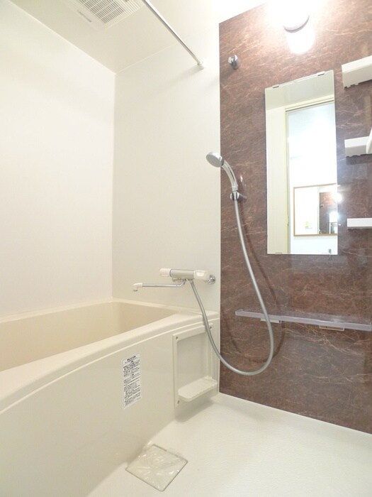 グリシーヌ新田の物件内観写真