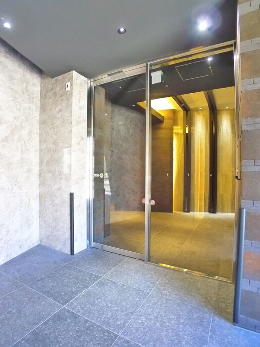 アロー東海神３７番館の物件外観写真