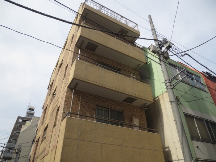 エクルーズの物件外観写真