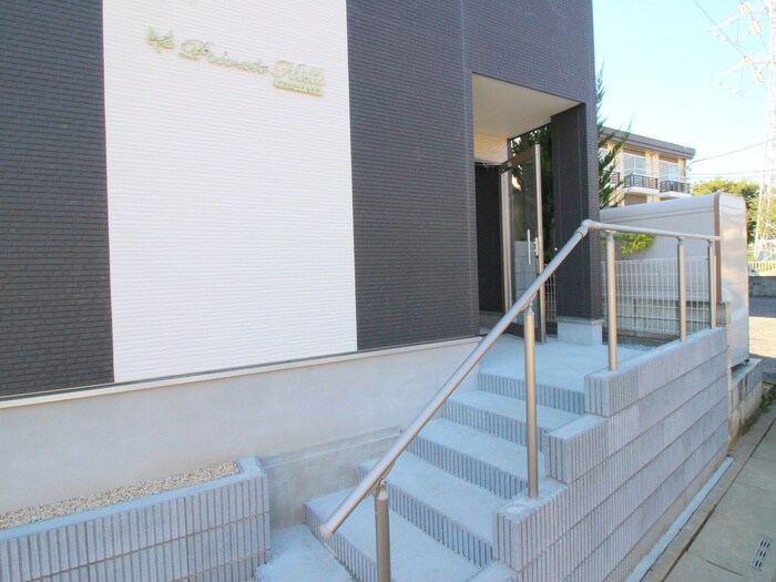 プライベートヒルズの物件外観写真