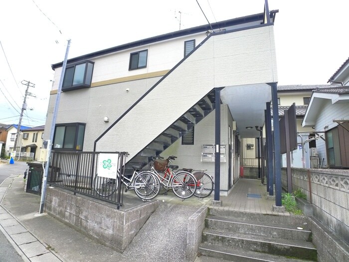 コ－ポネイティスの物件外観写真