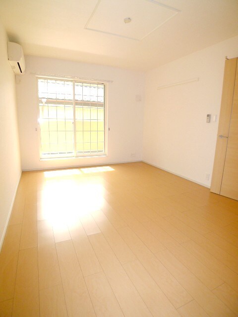 アロマ・ドゥ・ヴィラの物件内観写真