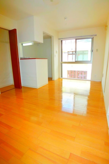 暫草（ｼﾊﾞﾗｸｿｳ）の物件内観写真