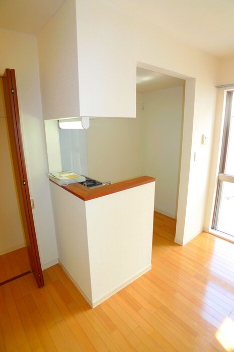 暫草（ｼﾊﾞﾗｸｿｳ）の物件内観写真