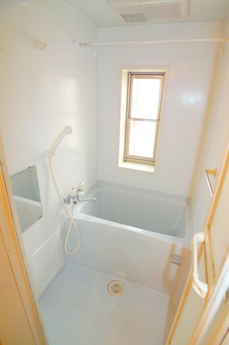 暫草（ｼﾊﾞﾗｸｿｳ）の物件内観写真