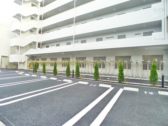 スアヴィス舎人の物件外観写真