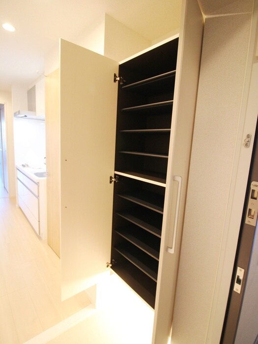 スアヴィス舎人の物件内観写真