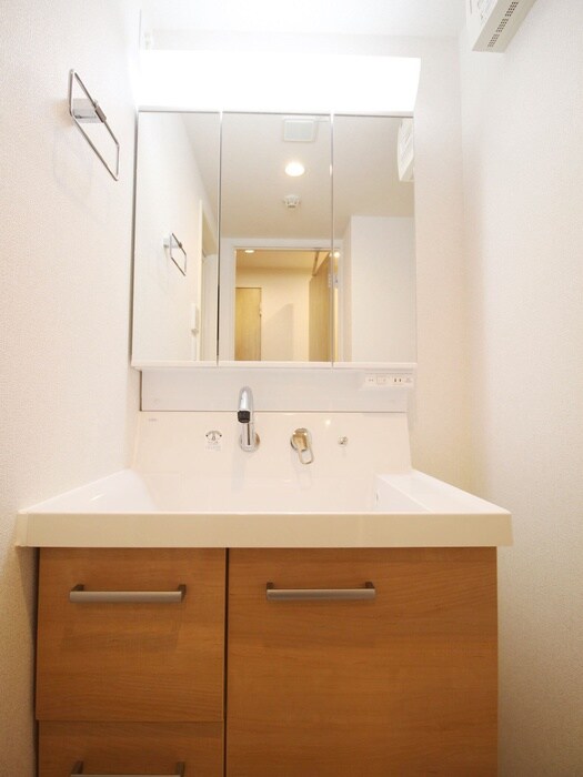 スアヴィス舎人の物件内観写真