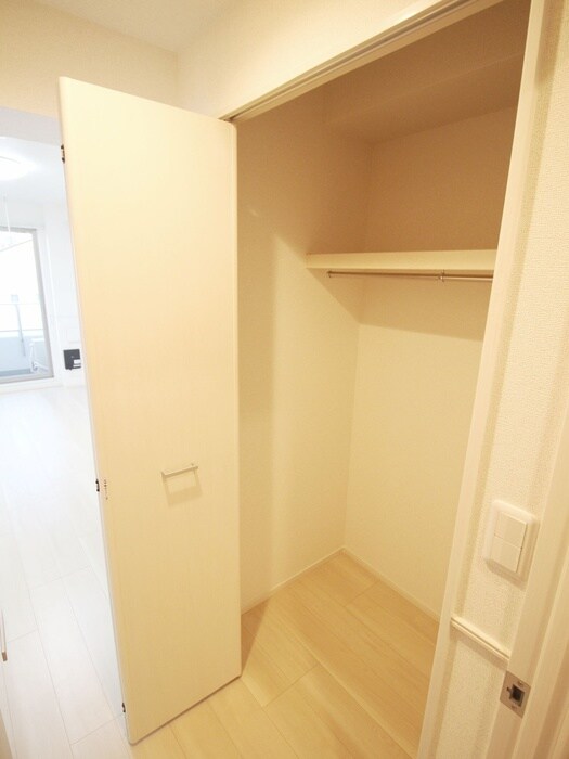 スアヴィス舎人の物件内観写真