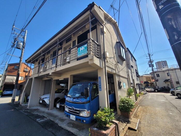 アライハイツの物件外観写真