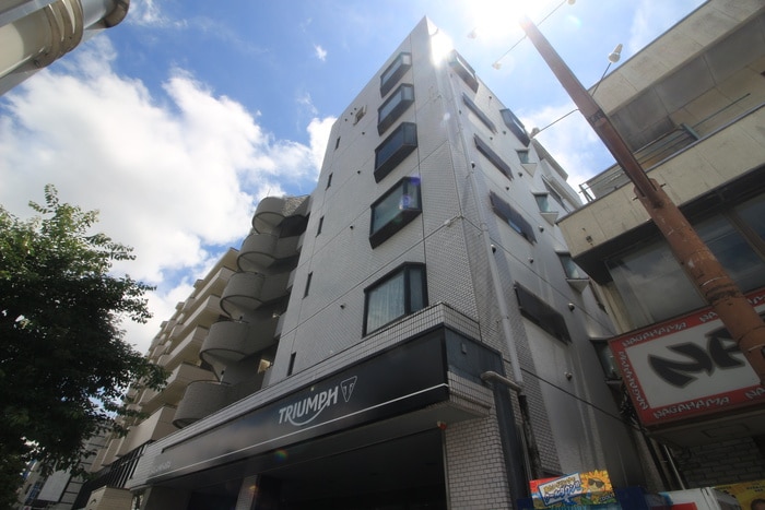 ルミエール上杉の物件外観写真