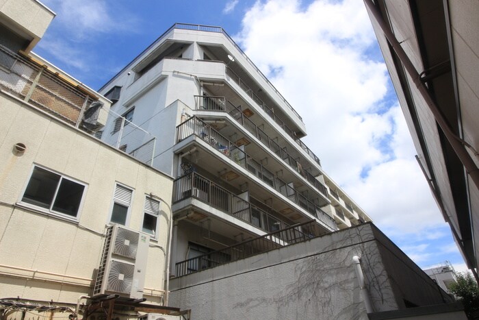 ルミエール上杉の物件外観写真