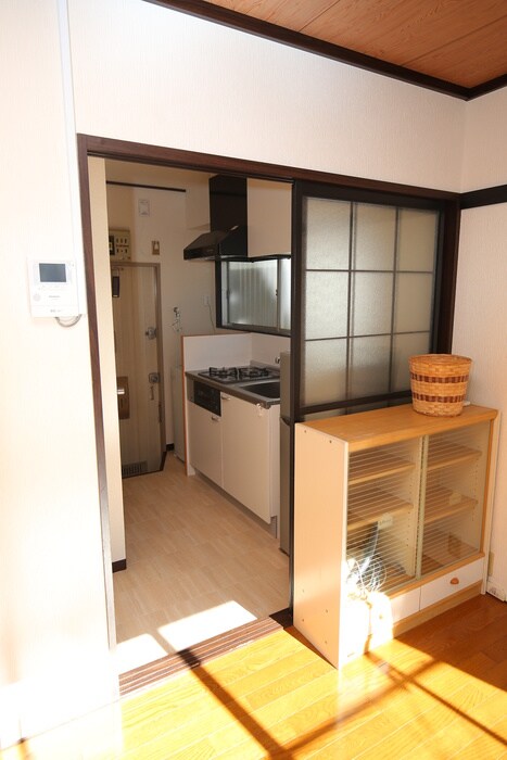 メゾン・ド・フロ－ラルの物件内観写真