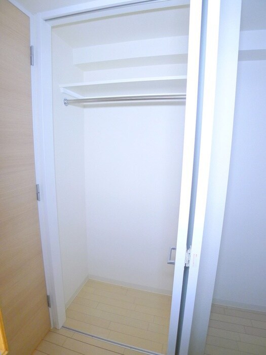 エマーレ行徳の物件内観写真