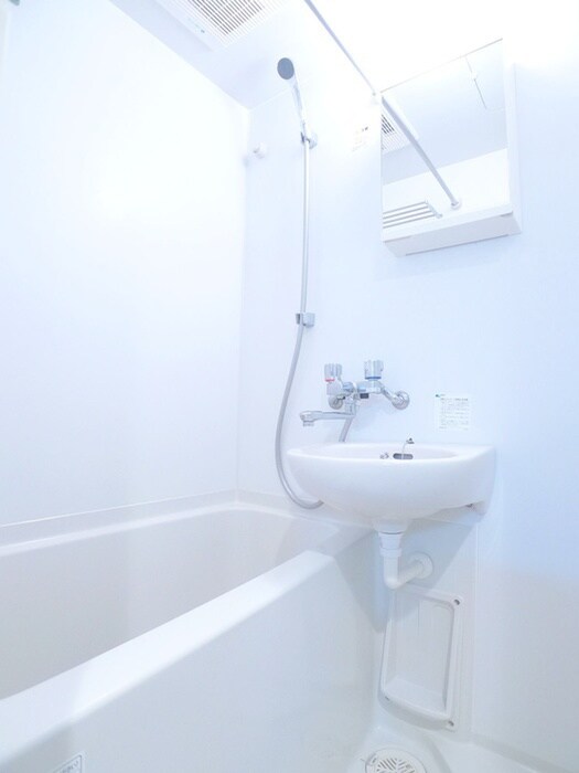 エマーレ行徳の物件内観写真