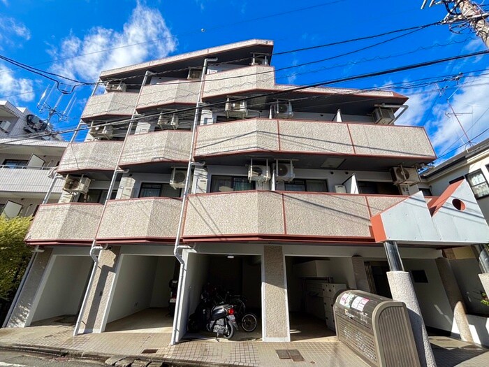 コパーズアプト綱島の物件外観写真