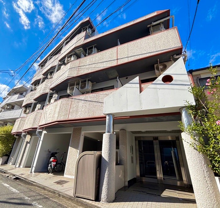 コパーズアプト綱島の物件外観写真