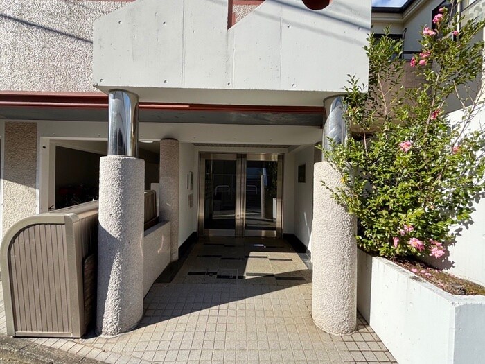 コパーズアプト綱島の物件外観写真