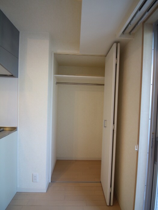 ﾌﾟﾗｳﾄﾞﾌﾗｯﾄ隅田ﾘﾊﾞ-ｻｲﾄﾞの物件内観写真