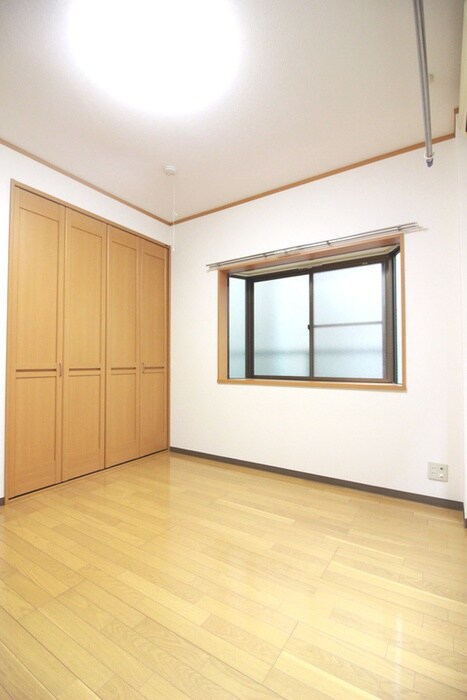 イスタナ・リアⅠの物件内観写真