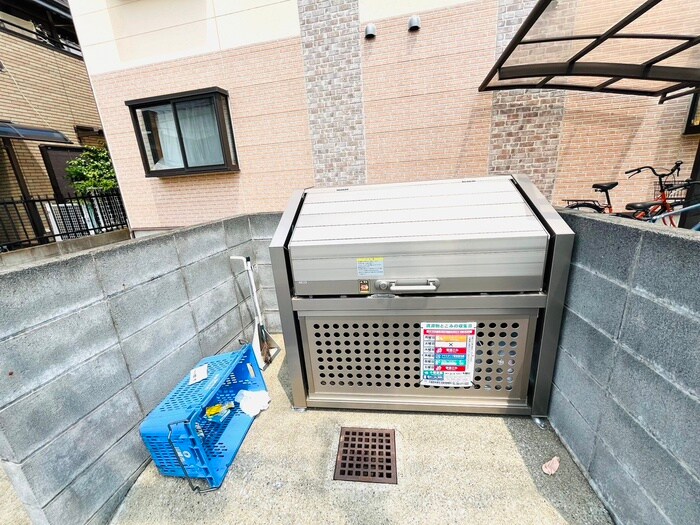 カロス３０の物件外観写真