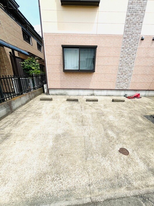 カロス３０の物件外観写真