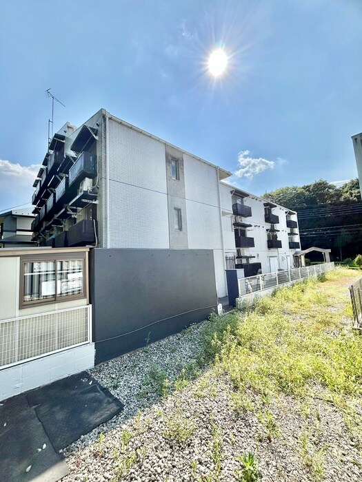 ＳＥＶＥＮ　ＨＩＬＬＳの物件外観写真