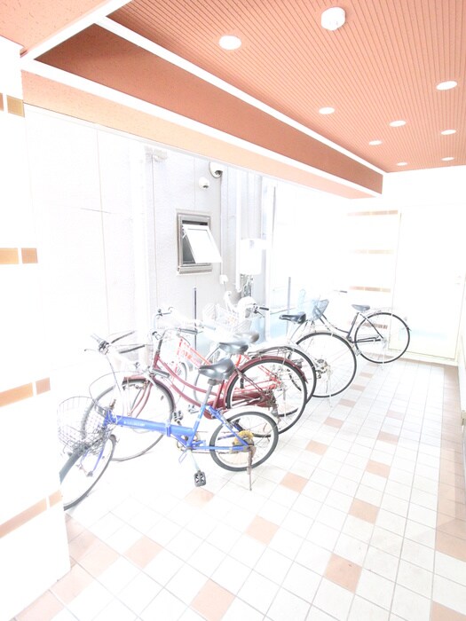 ユニバ－サルスクエア上十条の物件外観写真