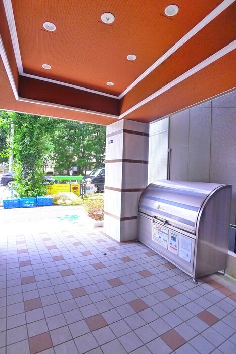 ユニバ－サルスクエア上十条の物件外観写真