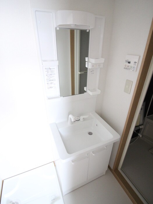 ユニバ－サルスクエア上十条の物件内観写真