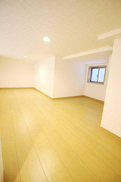 Elysion芝高木の物件内観写真