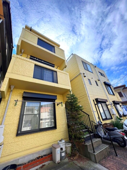 パナッシェの物件外観写真