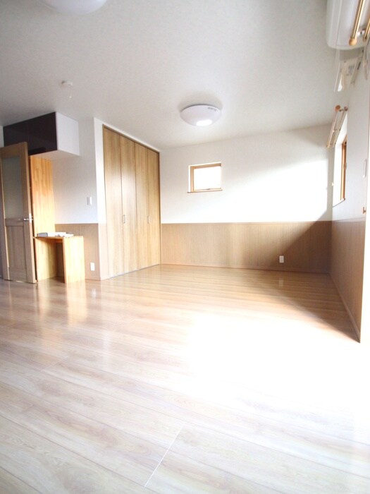アヴィル旭町の物件内観写真