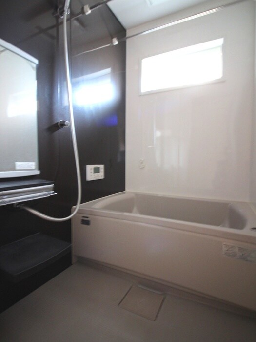 アヴィル旭町の物件内観写真