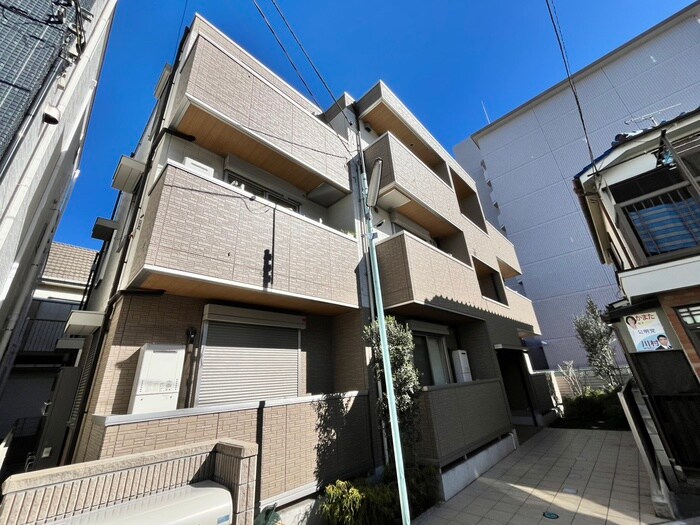 アンジュール坂下の物件外観写真