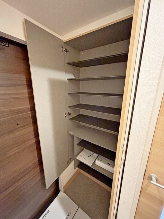 アンジュール坂下の物件内観写真