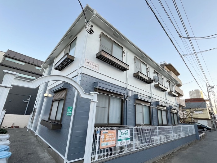 サンローズの物件外観写真