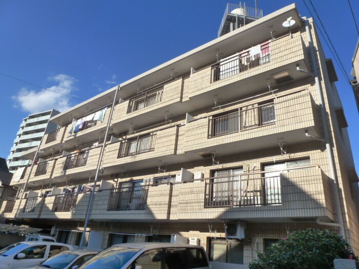 プラザ上北沢の物件外観写真