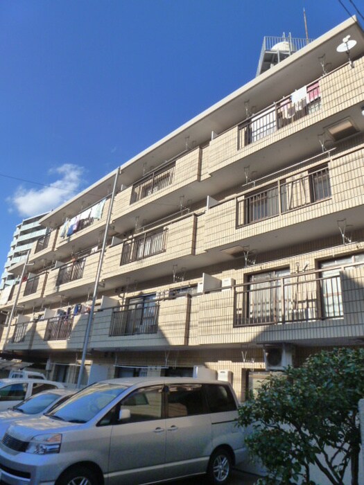 プラザ上北沢の物件外観写真