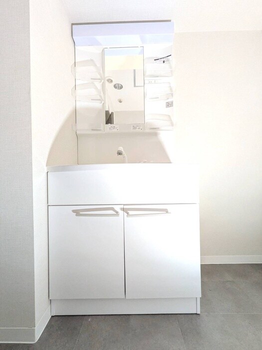 クリスタルタワーの物件内観写真