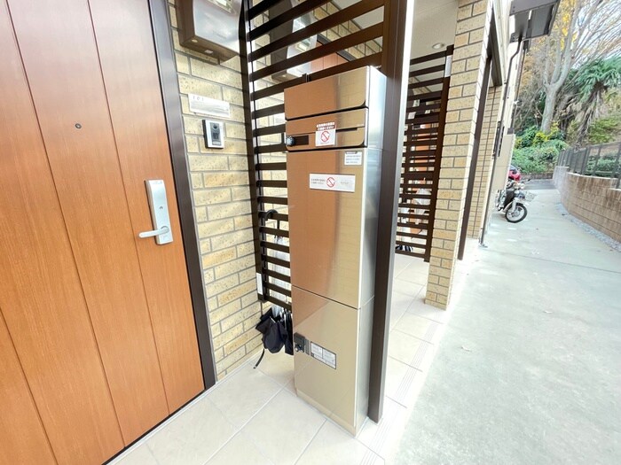 シャンブルの物件外観写真